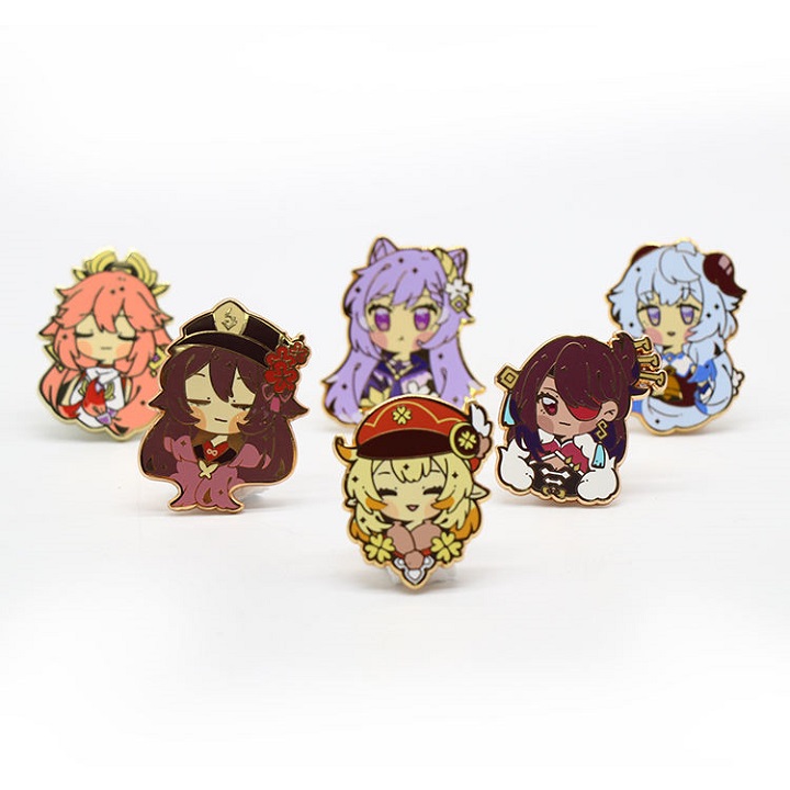 Alfileres de esmalte de dibujos animados